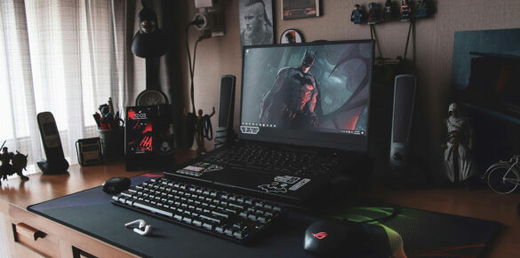 gaming laptop vs desktop pc